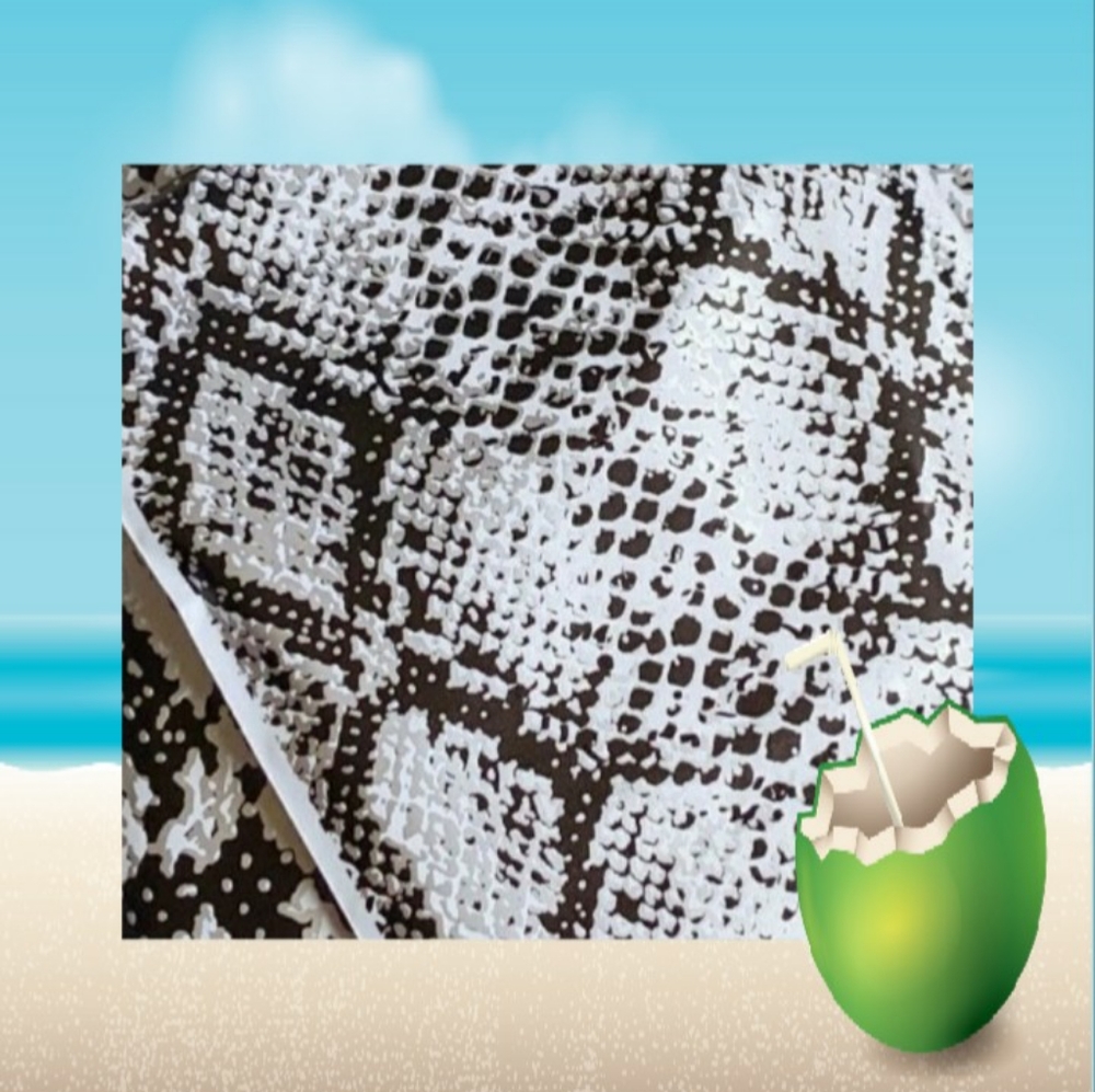 10x13 Snakeskin Mailers. Price is firm! - Picture 9 of 12